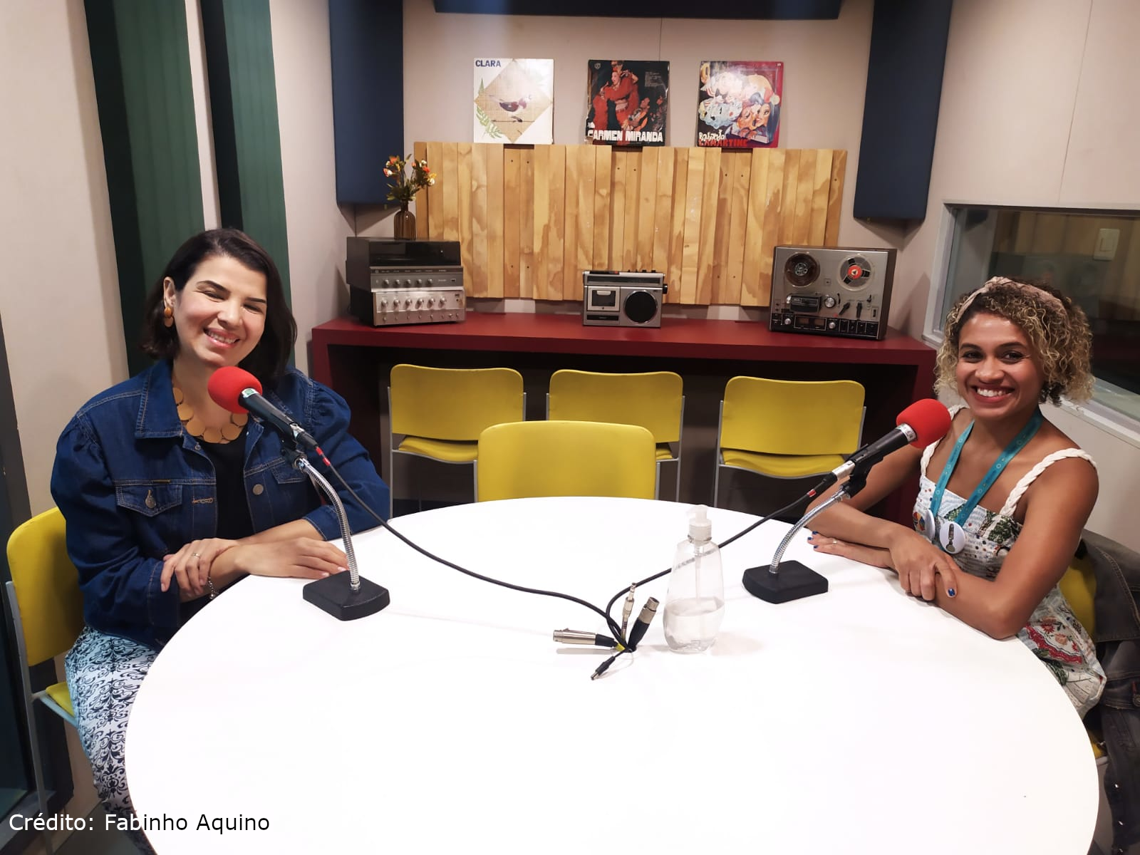 Secretária Danielle Barros celebra o sucesso da Rádio MIS RJ
